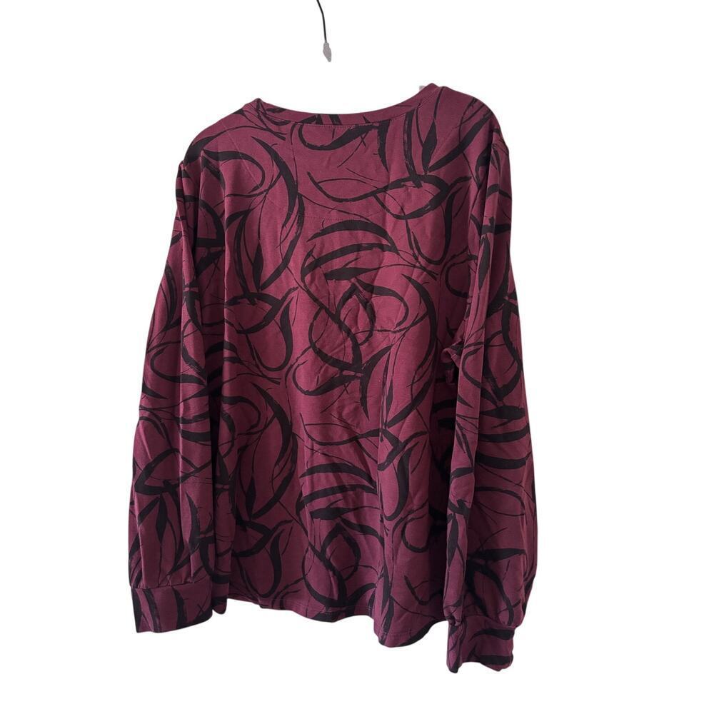 Chico’s Size 3 XL Burgundy Black Abstract Print Long Sleeve Knit Top Stretch - Picture 9 of 10